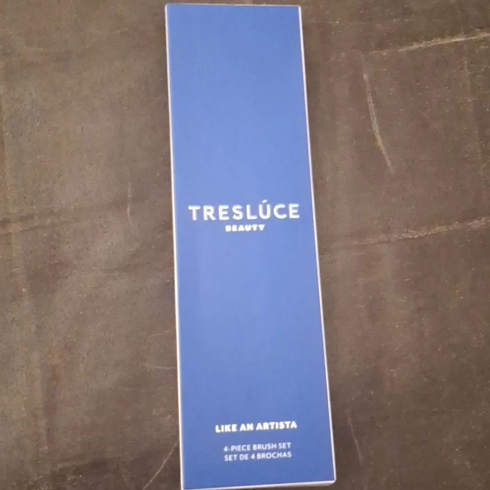 TRESLUCE BEAUTY Like An Artista 4-Piece Eyeshadow Brush Set